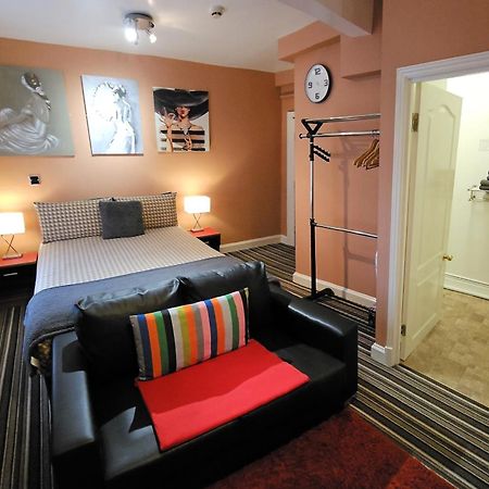 Robin 7 Lodge City Centre Нотингам Екстериор снимка